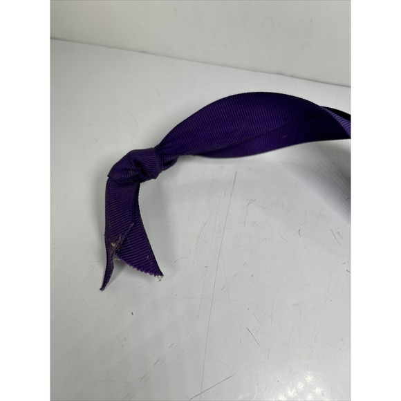 VINTAGE Horse Show Medal PEAI Necklace Ribbon Solid Metal Equestrian Decor MCM - Picture 4 of 6